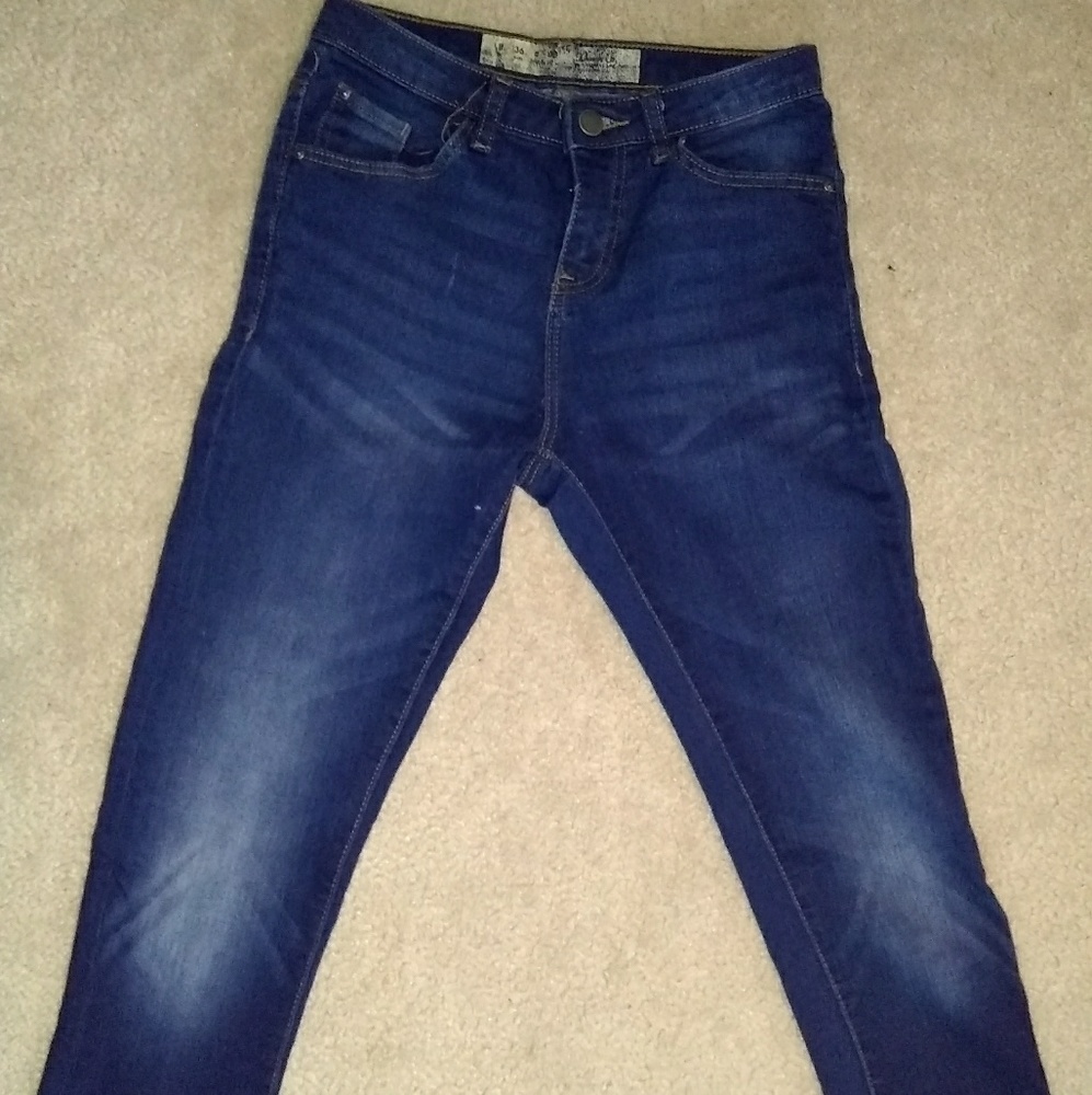 Skinny jeans